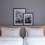 Radisson Hotel 4*