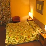 Radisson מלון 4*