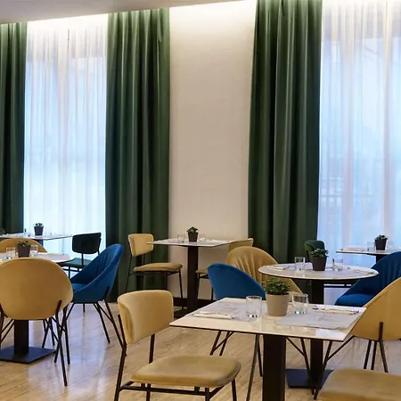 Hotel Radisson 4*