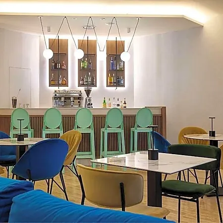 Radisson Ξενοδοχείο 4*
